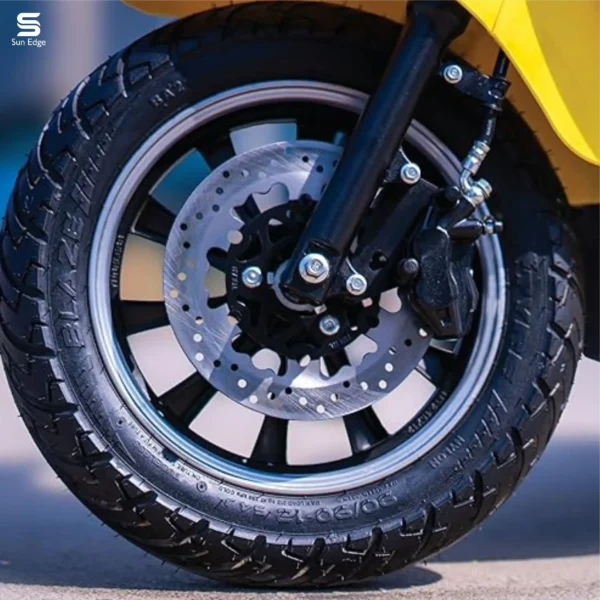 Cosmo ev scooter.5